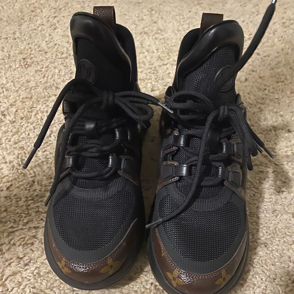 Louis Vuitton Archlight Sneakers Size 39